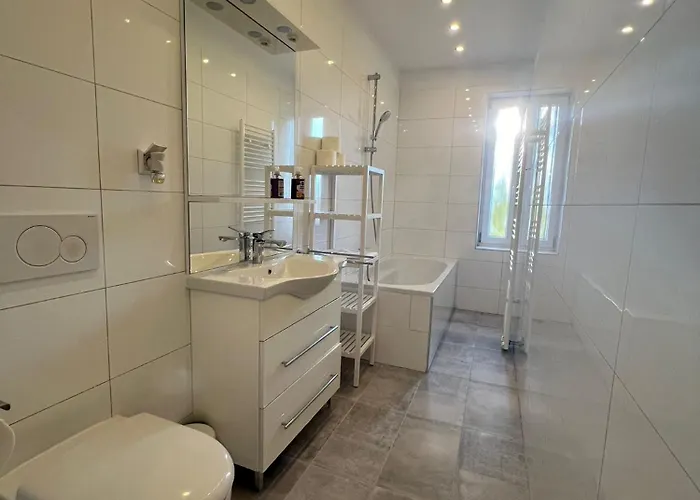 Lejlighed Premium Near Duesseldorf Airport *